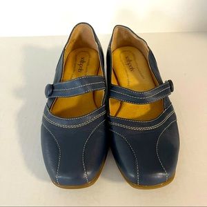 Softspots Mary Jane Slip On NWOT Navy Blue Size 9 Wide